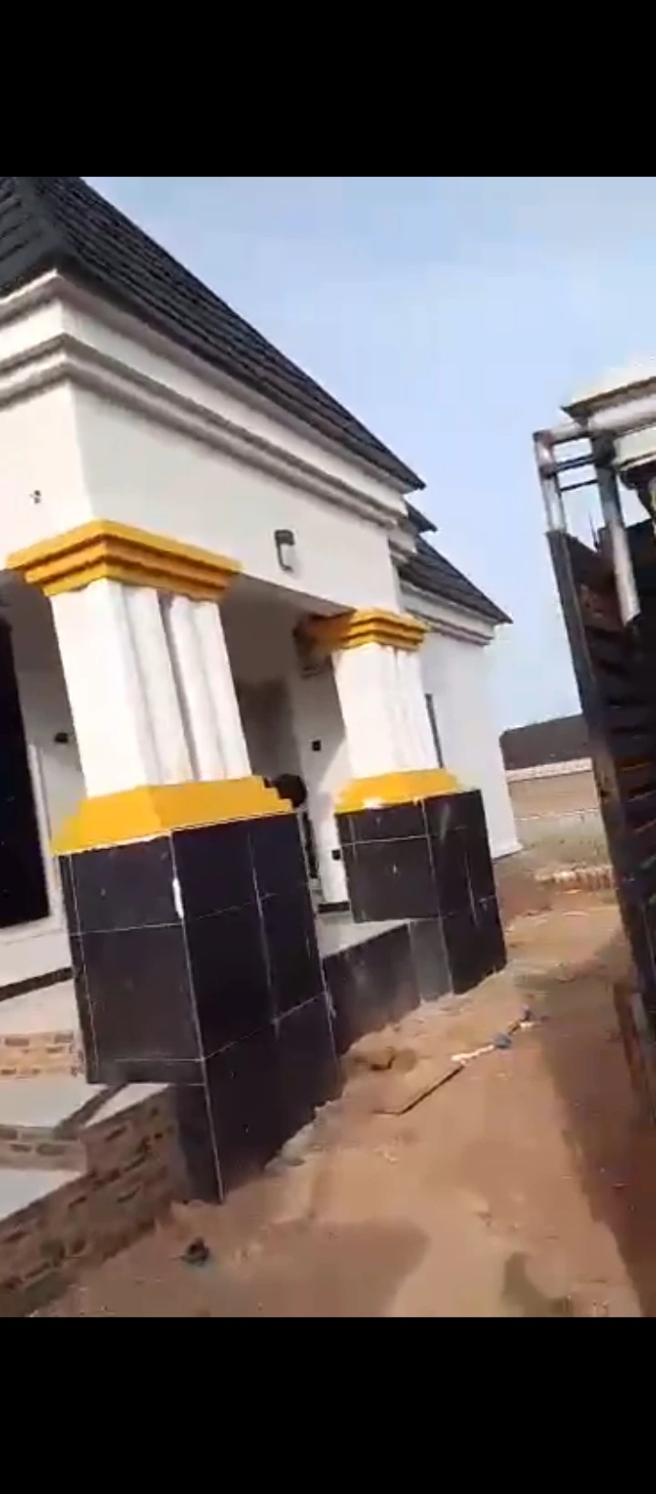 3 Bedroom Flat for Sale in Sapele road, Edo - Image 6