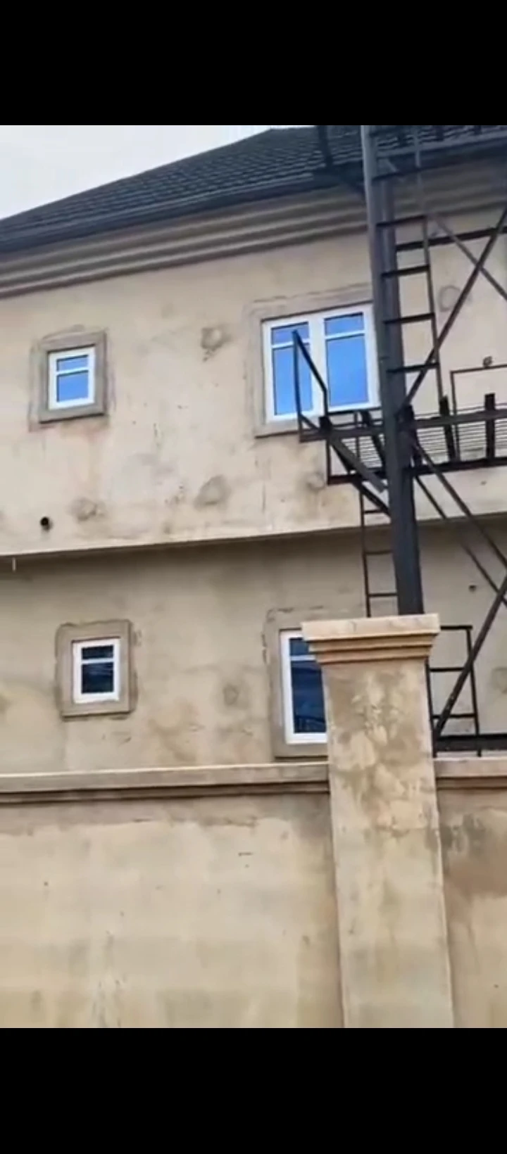 2 Bedroom Flat for Sale in Ugbor gra, Edo - Image 5