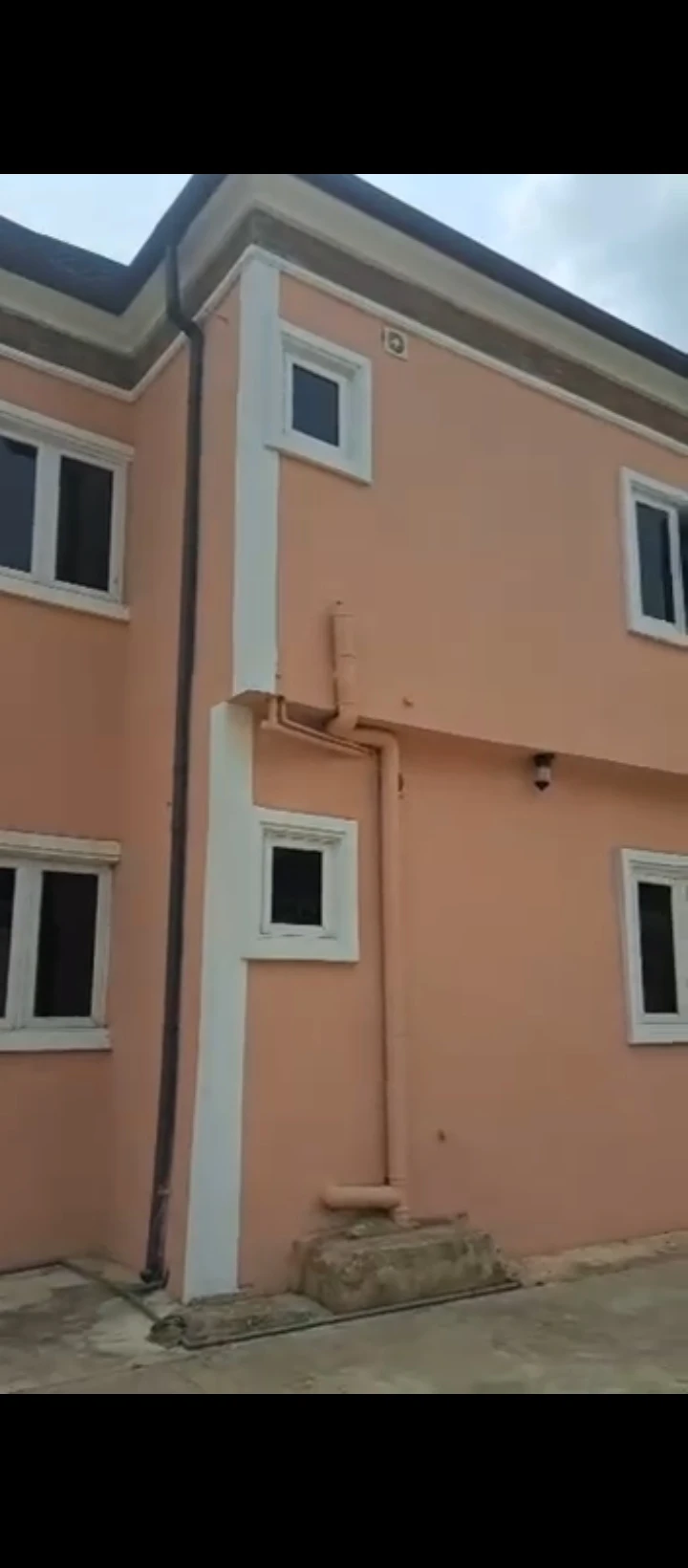 3 Bedroom Flat for Sale in Ugheghe, Edo - Image 5