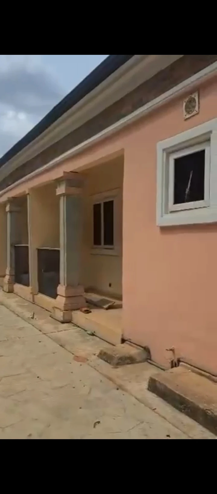 3 Bedroom Flat for Sale in Ugheghe, Edo - Image 3