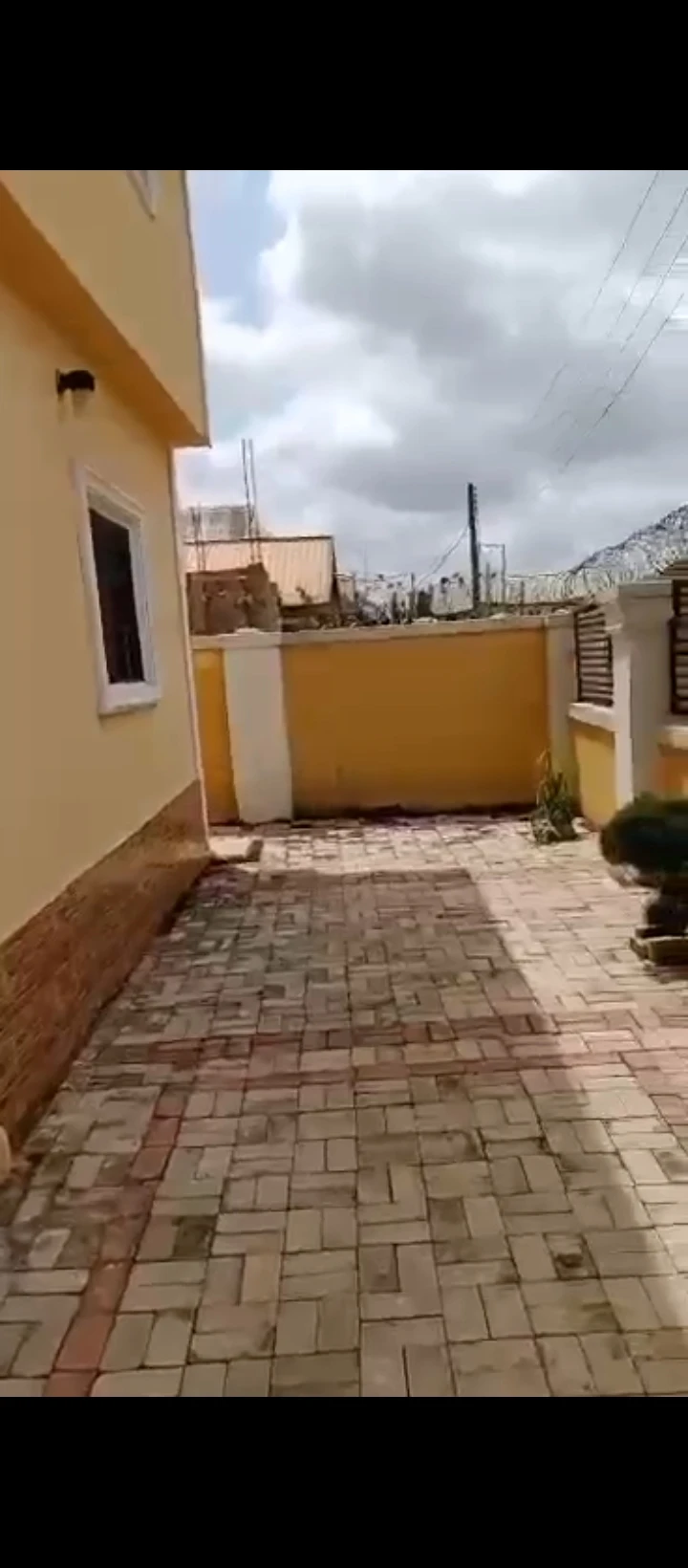 2 Bedroom Flat for Sale in Sapele road, Edo - Image 5