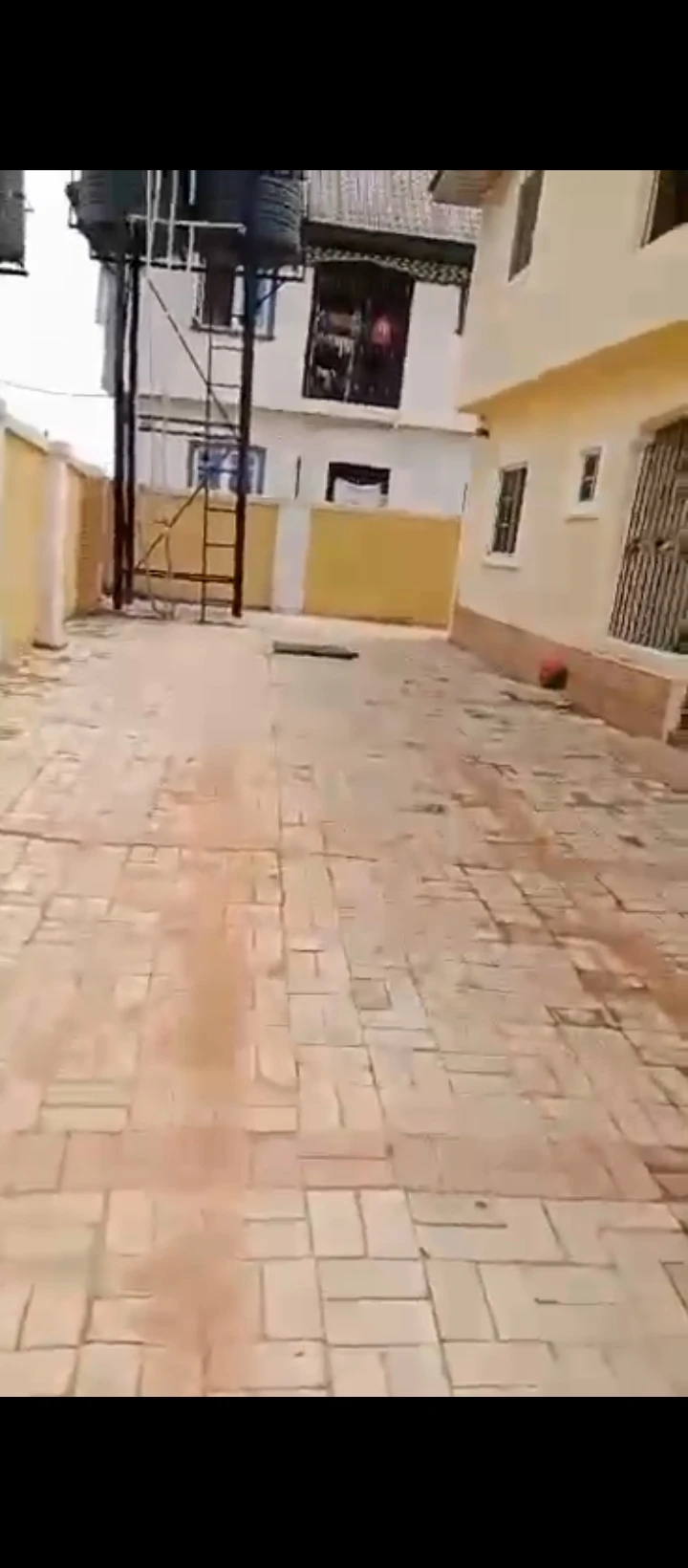 2 Bedroom Flat for Sale in Sapele road, Edo - Image 1