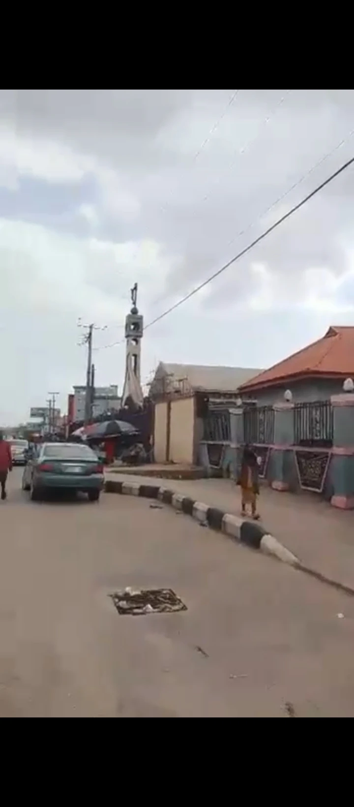 Hotel for Sale in Airport road, Edo - Image 1