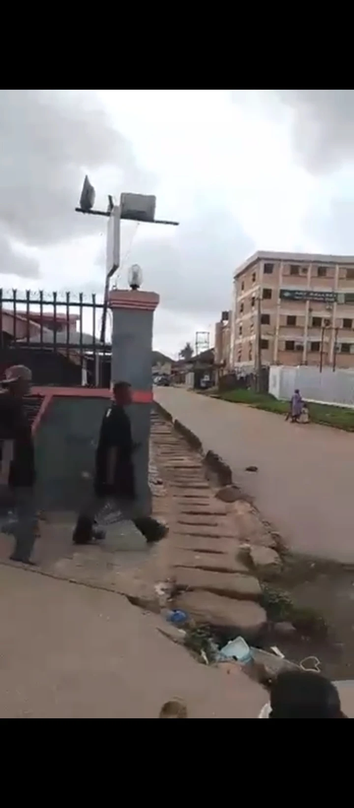 Hotel for Sale in Airport road, Edo - Image 3