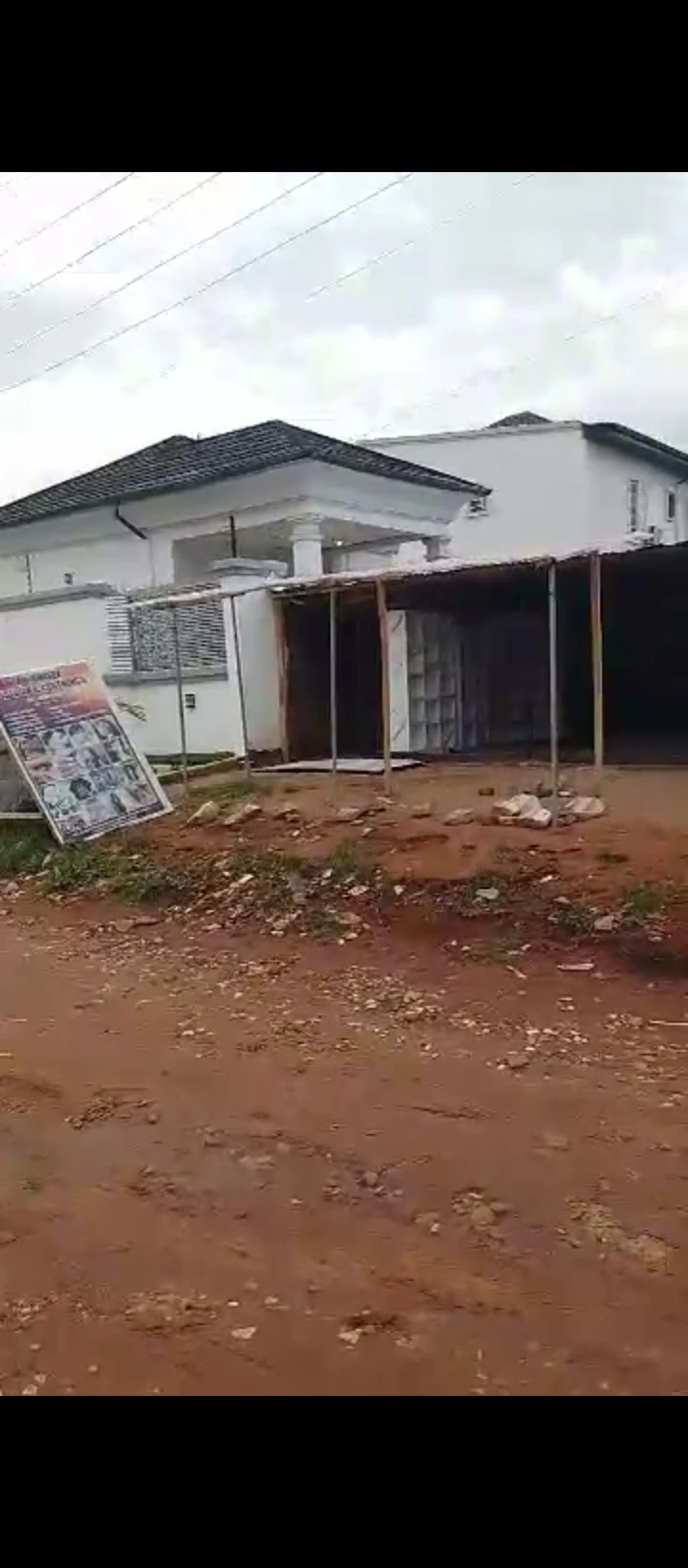 Land for Sale in Airport road, Edo - Image 2