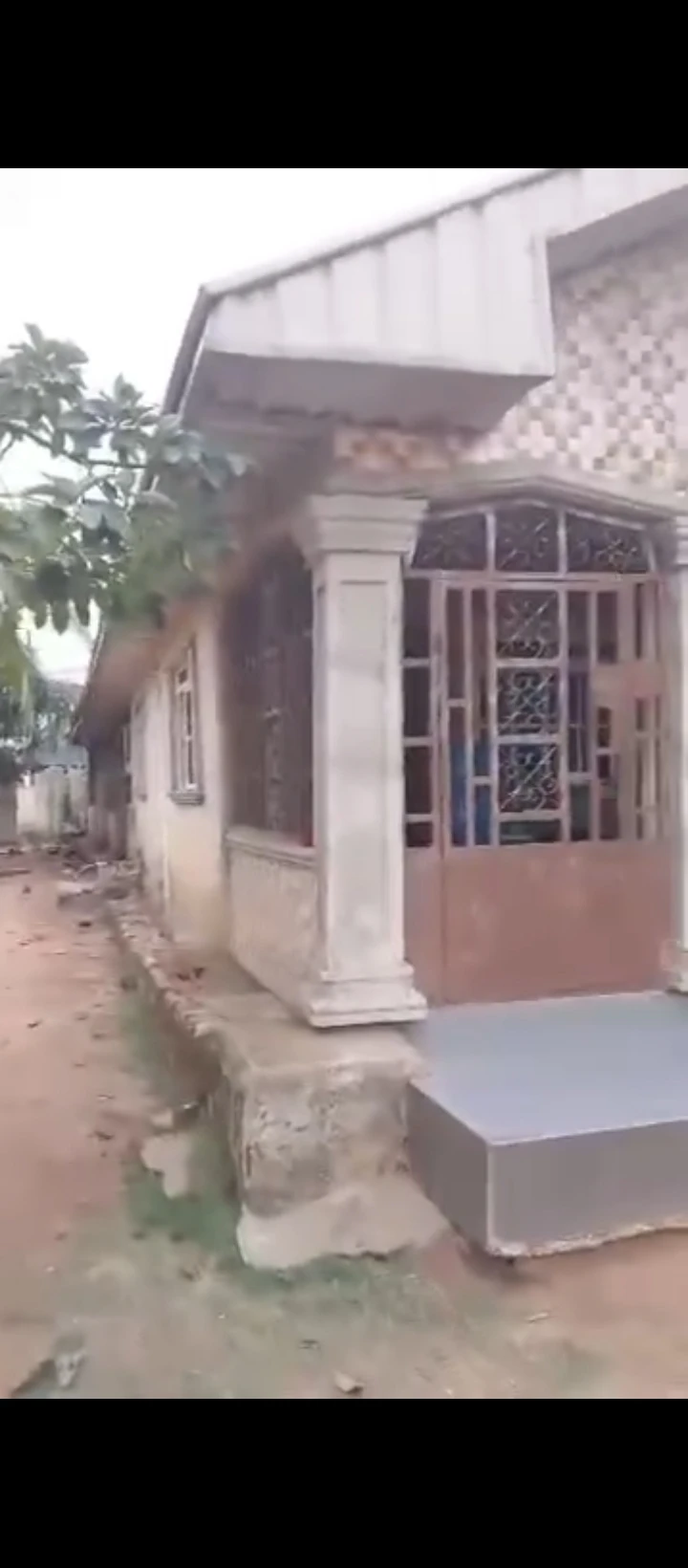 Uncompleted Building for Sale in Sapale road bypass, Edo - Image 4