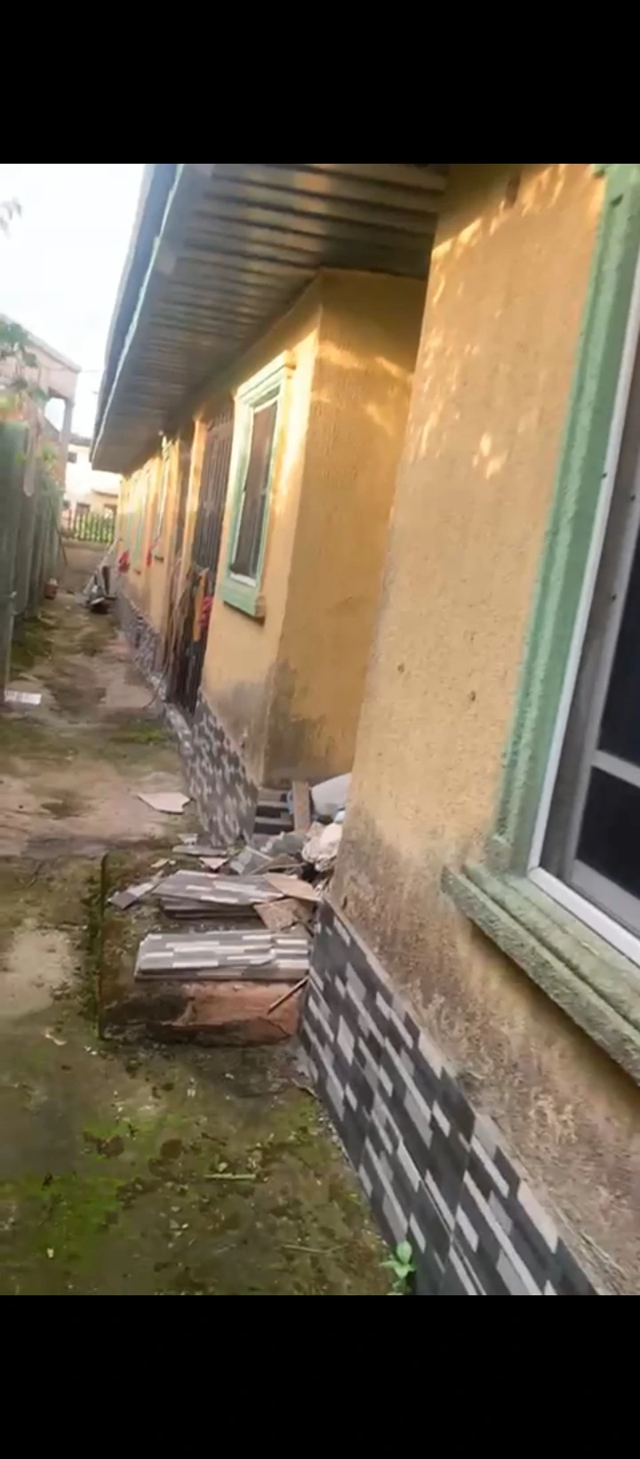 3 Bedroom Flat for Sale in MTN mask, Edo - Image 1