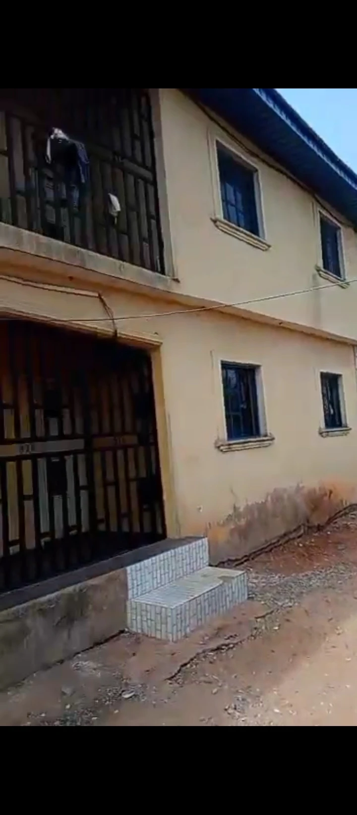 3 Bedroom Flat for Sale in Sapele road, Edo - Image 2