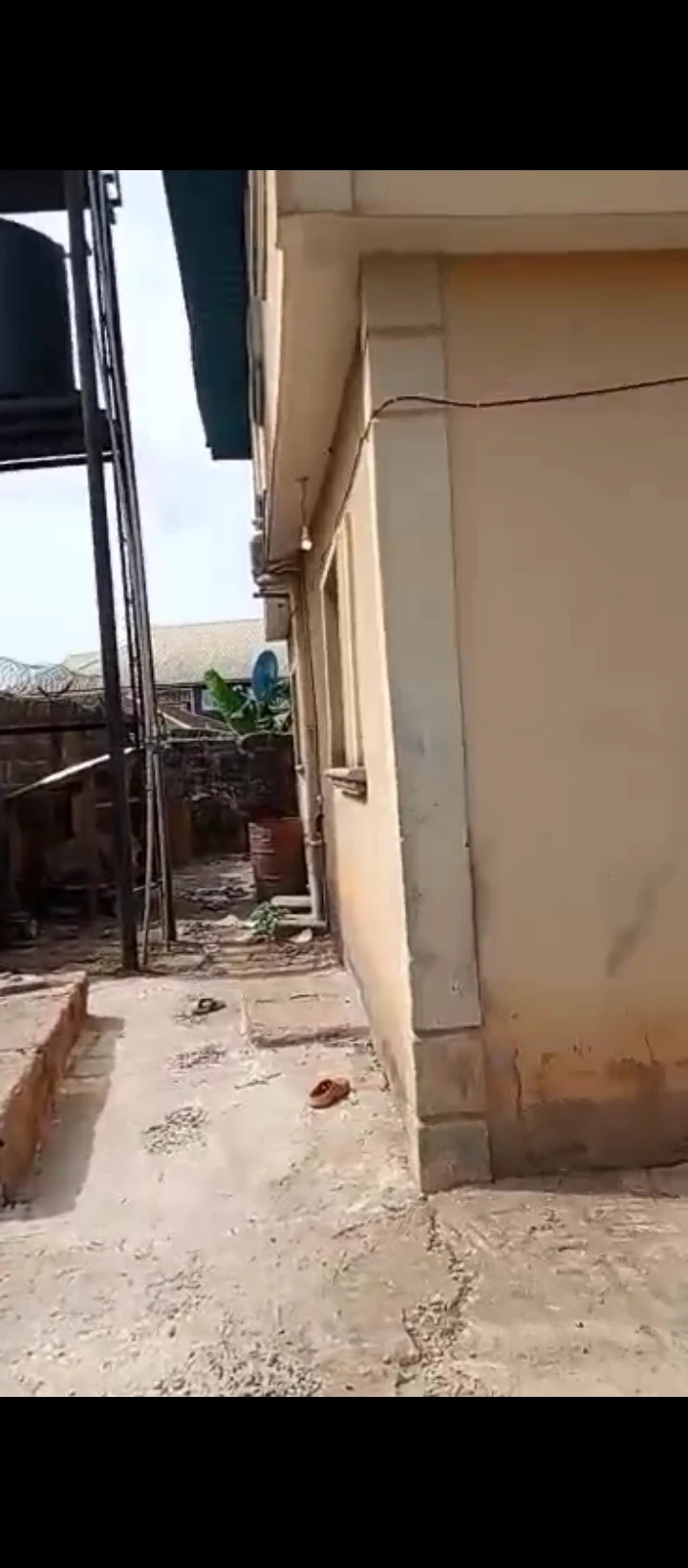 3 Bedroom Flat for Sale in Sapele road, Edo - Image 4