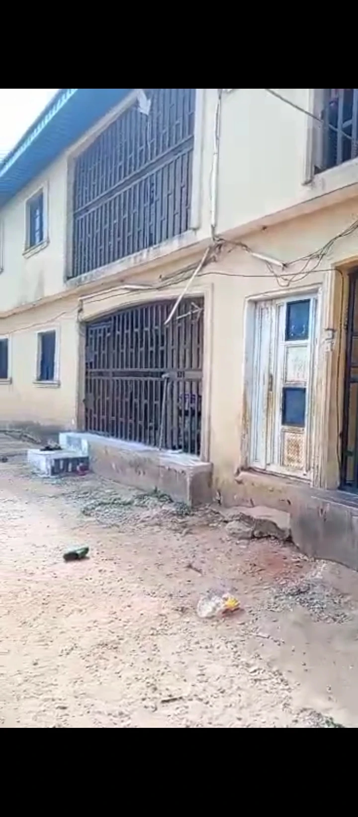 3 Bedroom Flat for Sale in Sapele road, Edo - Image 6
