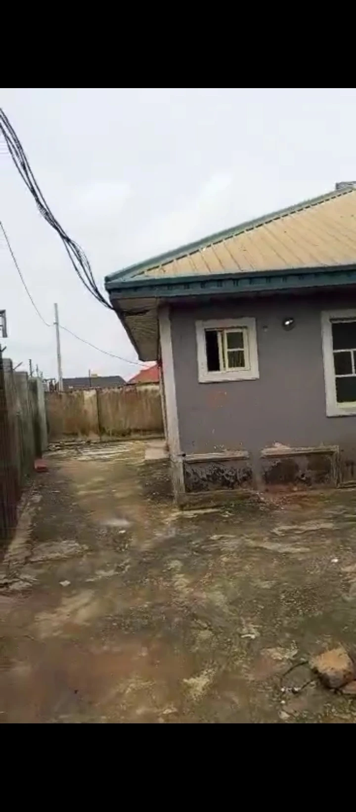 2 Bedroom Flat for Sale in Sapele road, Edo - Image 4