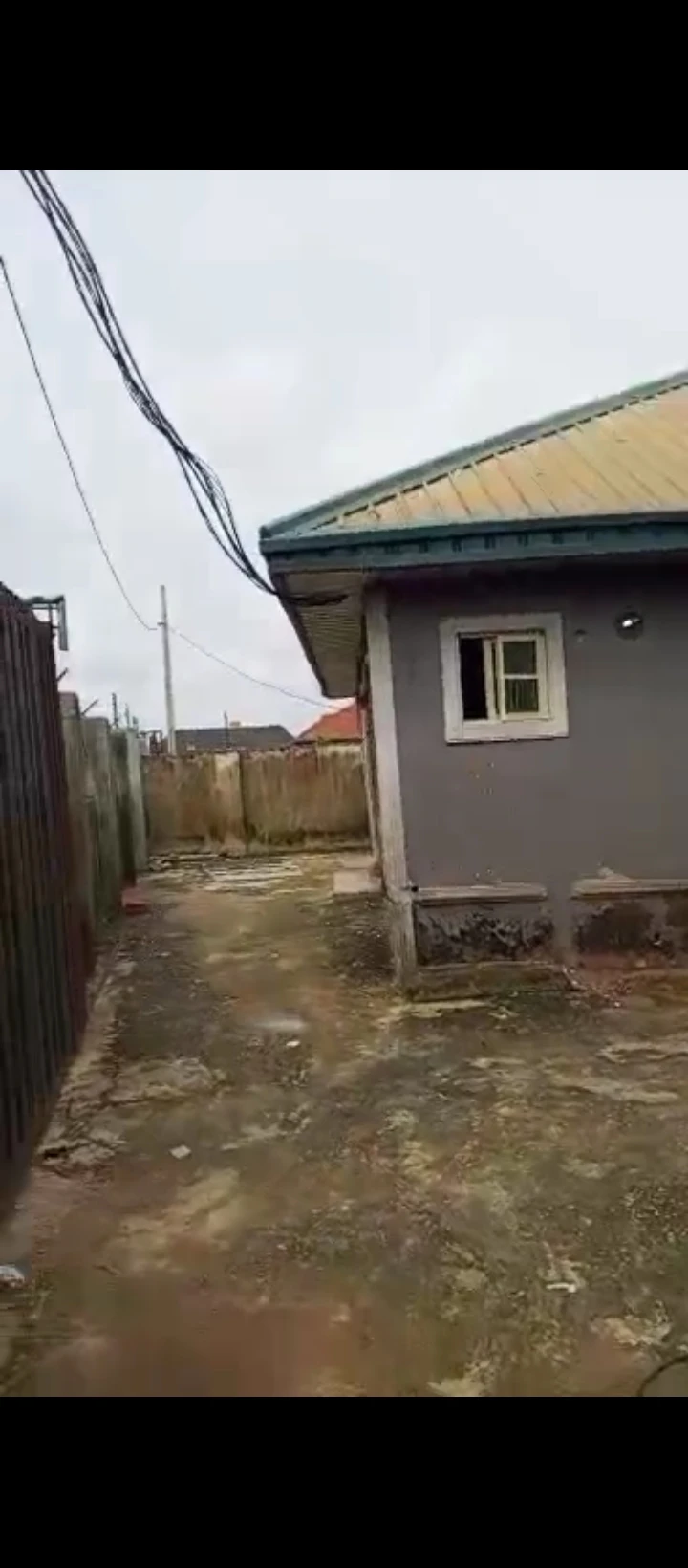 2 Bedroom Flat for Sale in Sapele road, Edo - Image 2