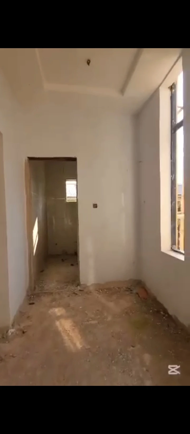 4 Bedroom Flat for Sale in Ebo airport road, Edo - Image 2