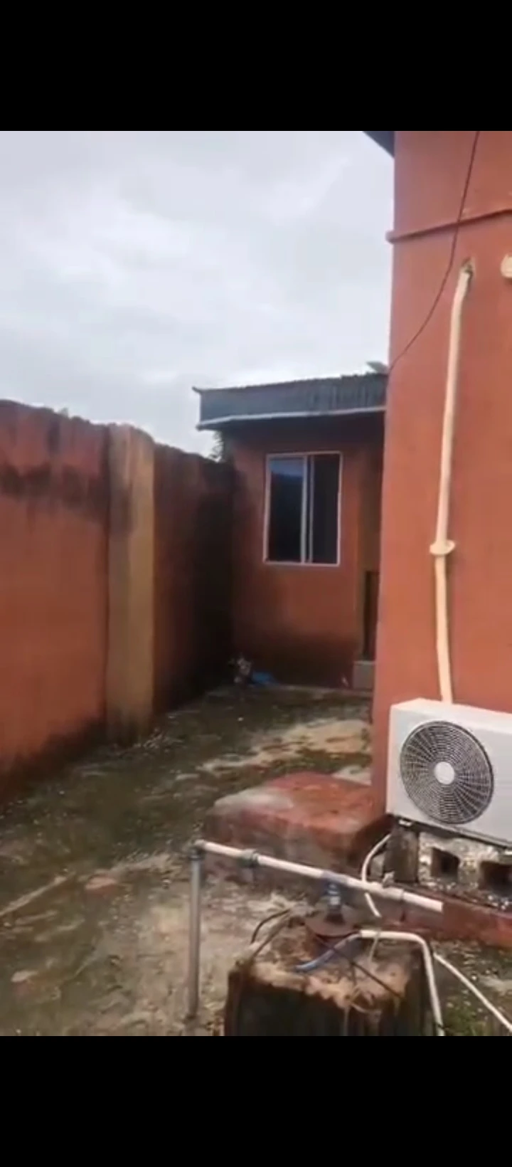 2 Bedroom Flat for Sale in Egbiri airport road, Edo - Image 1