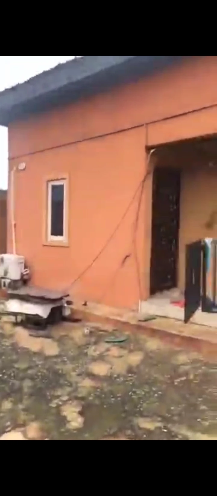 2 Bedroom Flat for Sale in Egbiri airport road, Edo - Image 3
