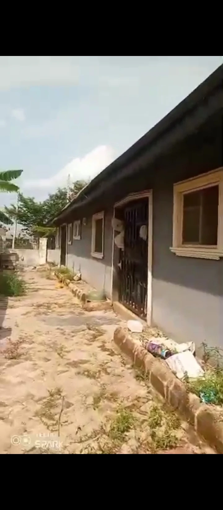 3 Bedroom Flat for Sale in Sapele road, Edo - Image 1
