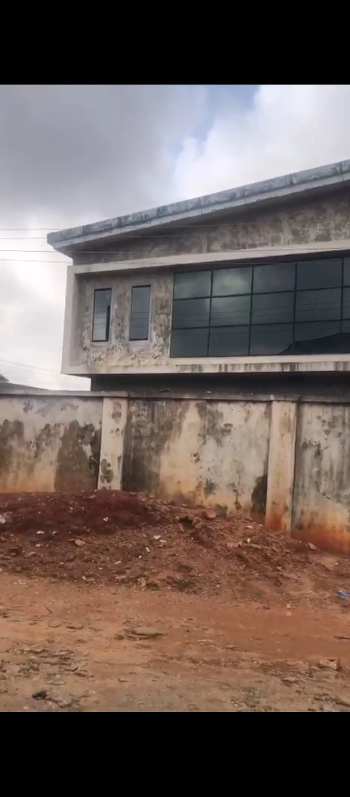 1 Bedroom Flat for Sale in Ugbor gra, Edo - Image 4