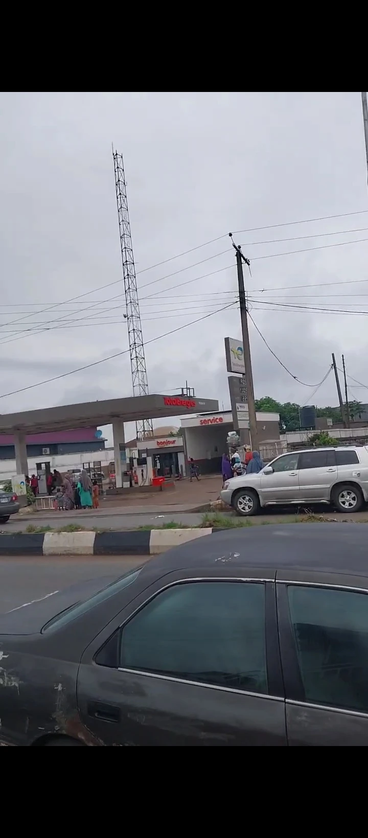 Store for Sale in Mission road, Edo - Image 2