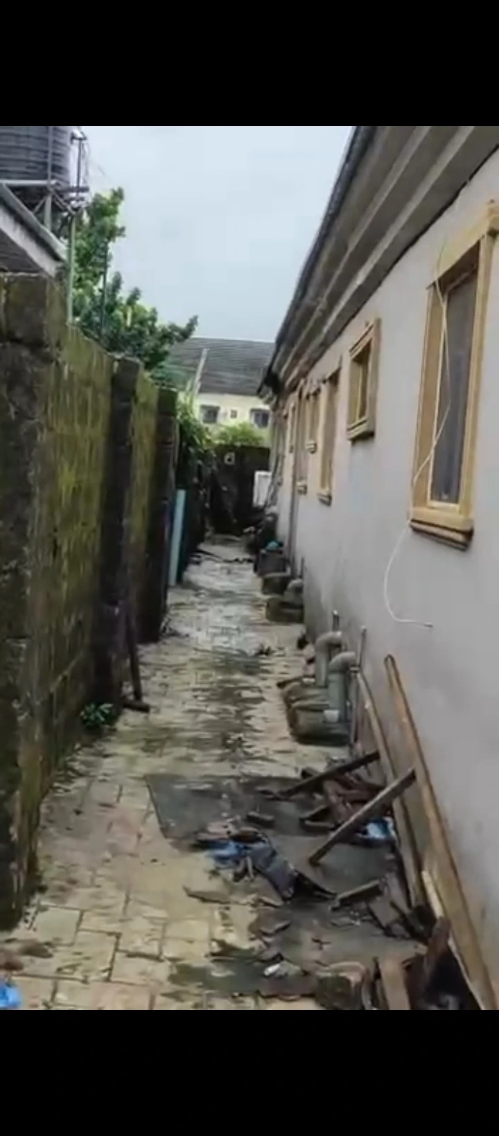 2 Bedroom Flat for Sale in Ogunwemnyi/ugbor, Edo - Image 3