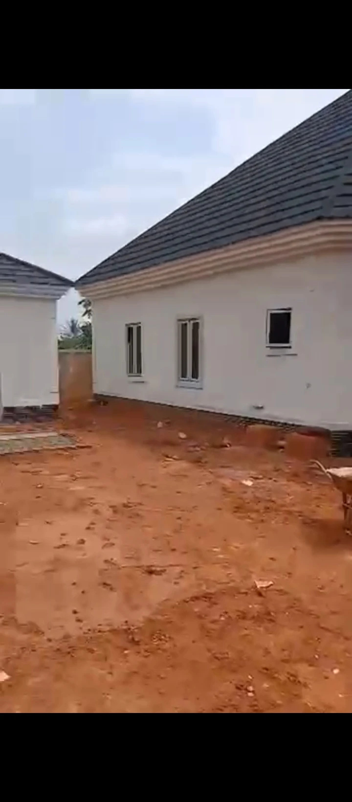 Bungalow for Sale in Ogunwemnyi ugbor, Edo - Image 1