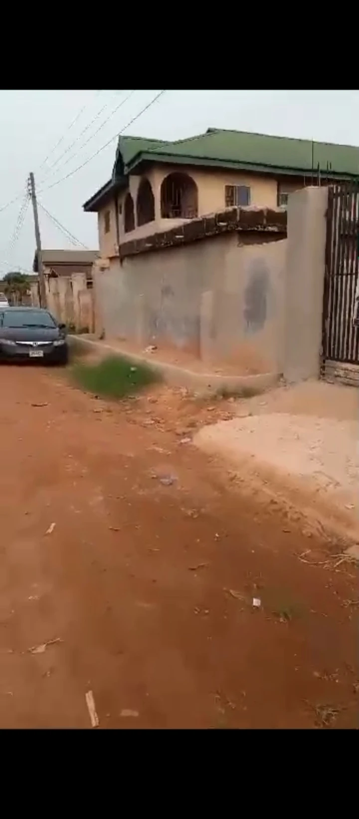 Uncompleted Building for Sale in Etete, Edo - Image 4