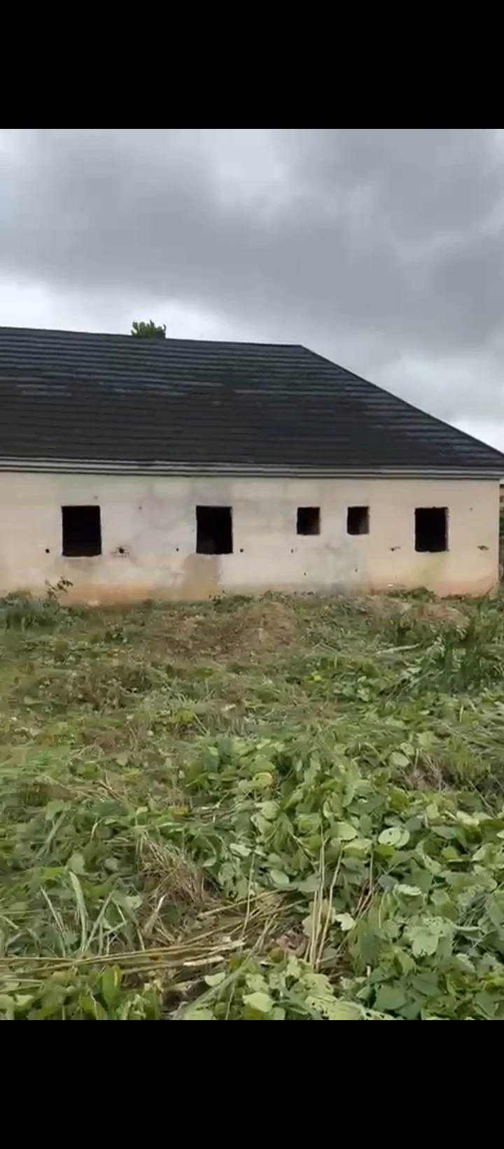 Hotel for Sale in Utesi sapele road, Edo - Image 1