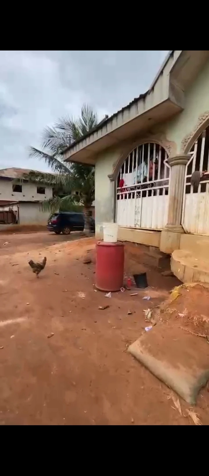 Hostel for Sale in Isihor sapele road, Edo - Image 4