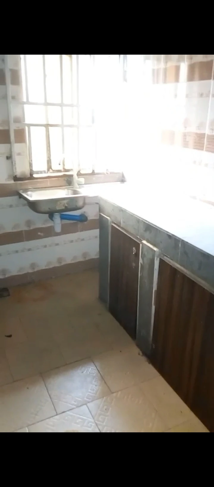 3 Bedroom Flat for Sale in Erediawa, Edo - Image 2