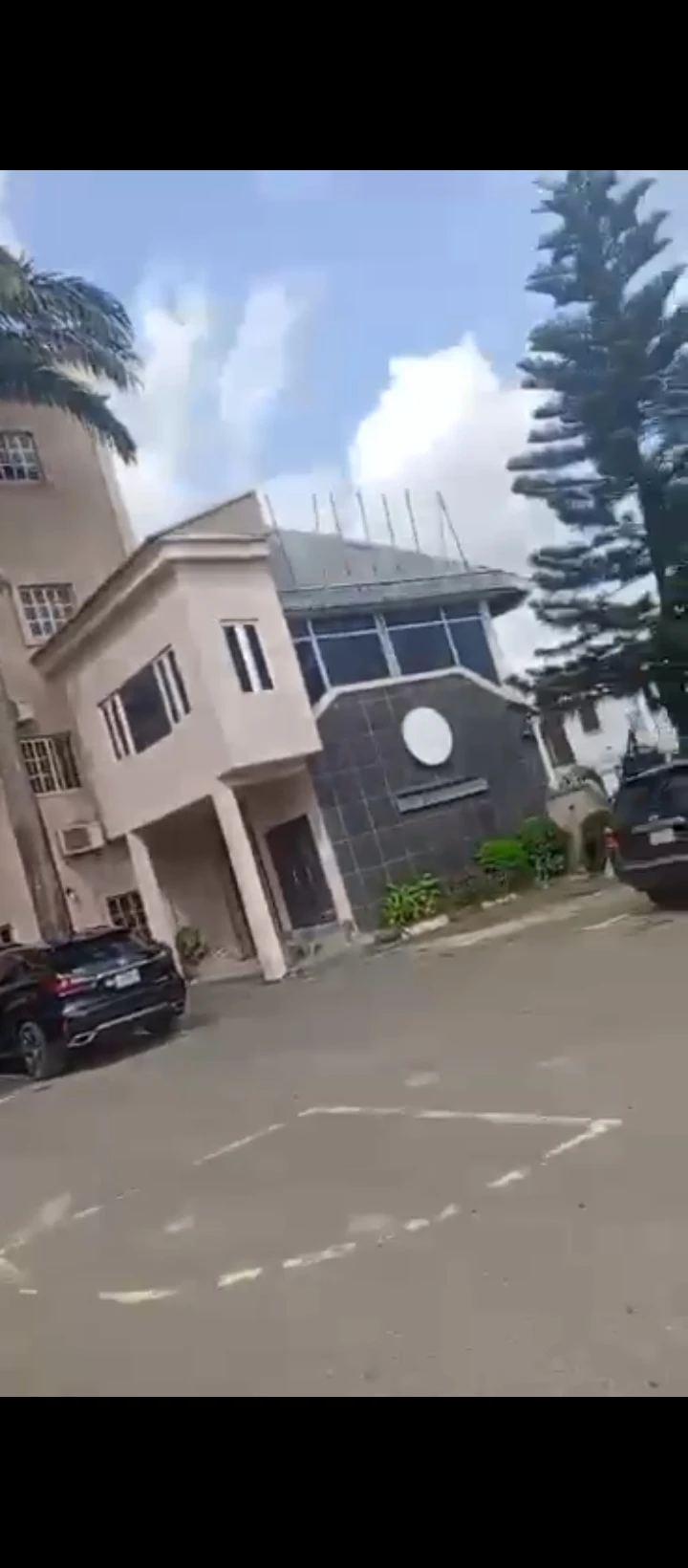 Hotel for Sale in Old gra, Edo - Image 1