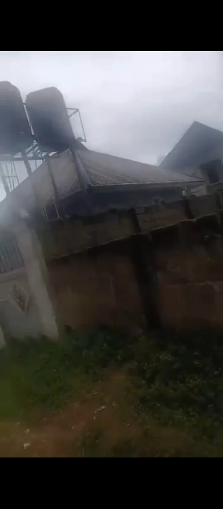 2 Bedroom Flat for Sale in Okhoromi, Edo - Image 3