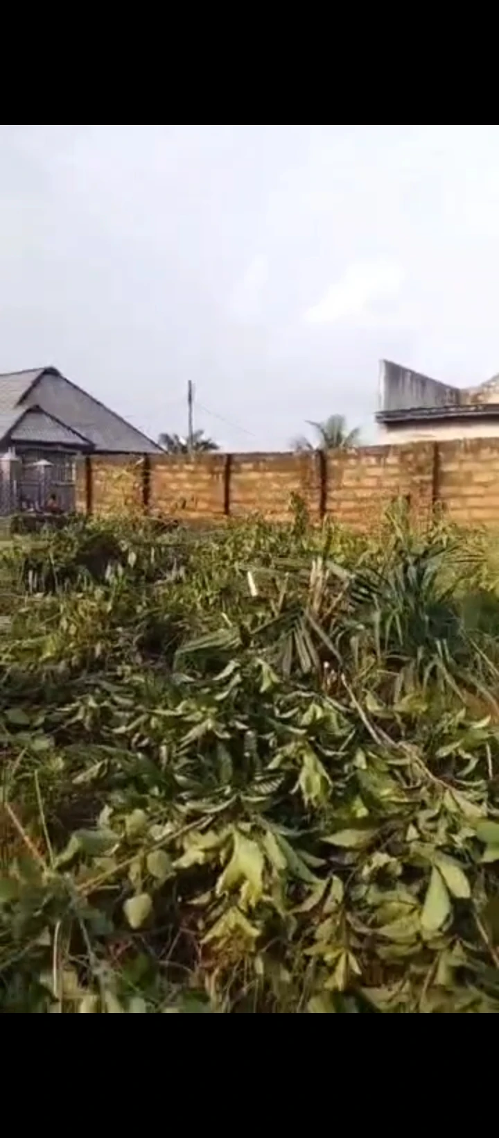 Uncompleted Building for Sale in Airport road, Edo - Image 1