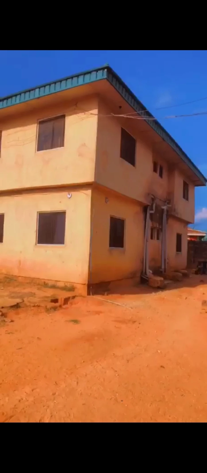 3 Bedroom Flat for Sale in Ekosoden, Edo - Image 5
