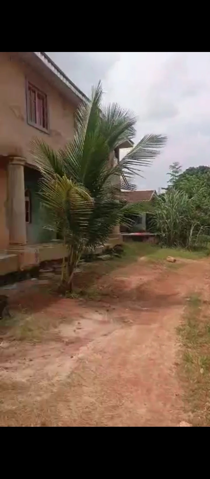 Uncompleted Building for Sale in Ebo airport road, Edo - Image 1