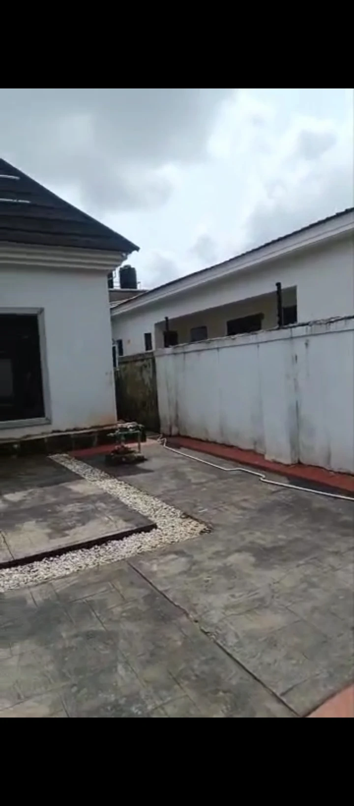 Bungalow for Sale in Okhoromi airport road, Edo - Image 2