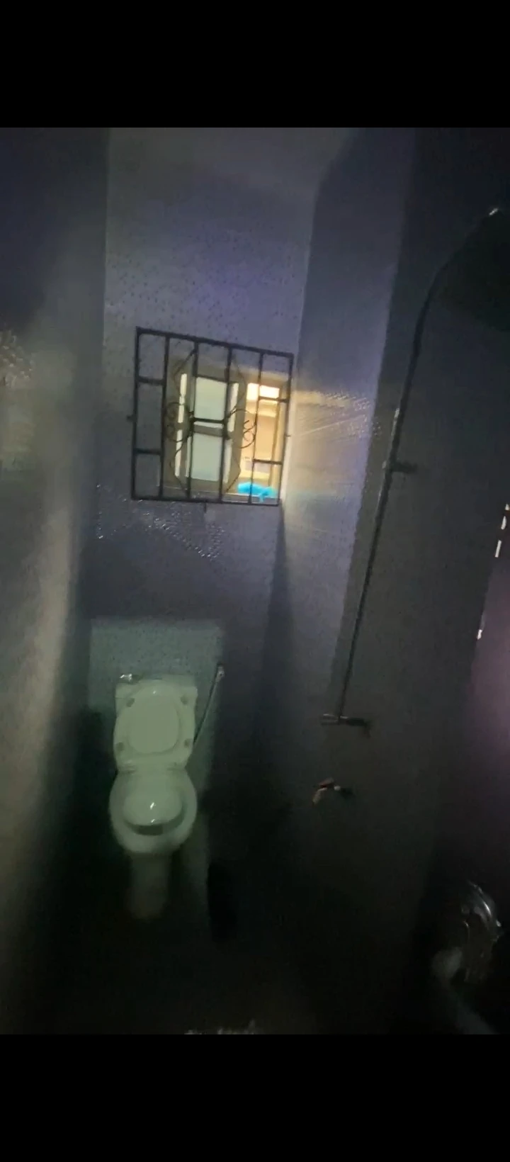 3 Bedroom Flat for Rent in Isihor, Edo - Image 2