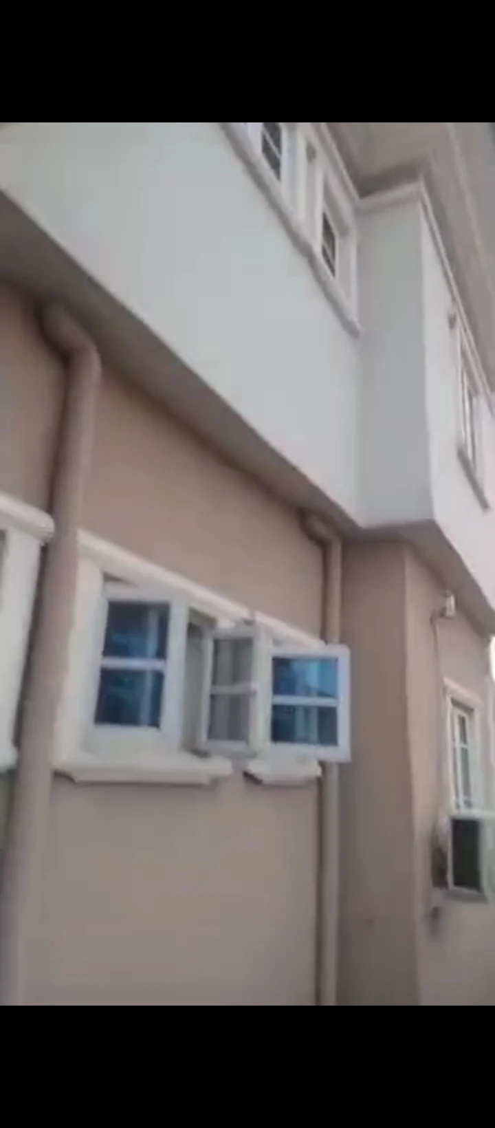 3 Bedroom Flat for Sale in Ugbor gra, Edo - Image 3