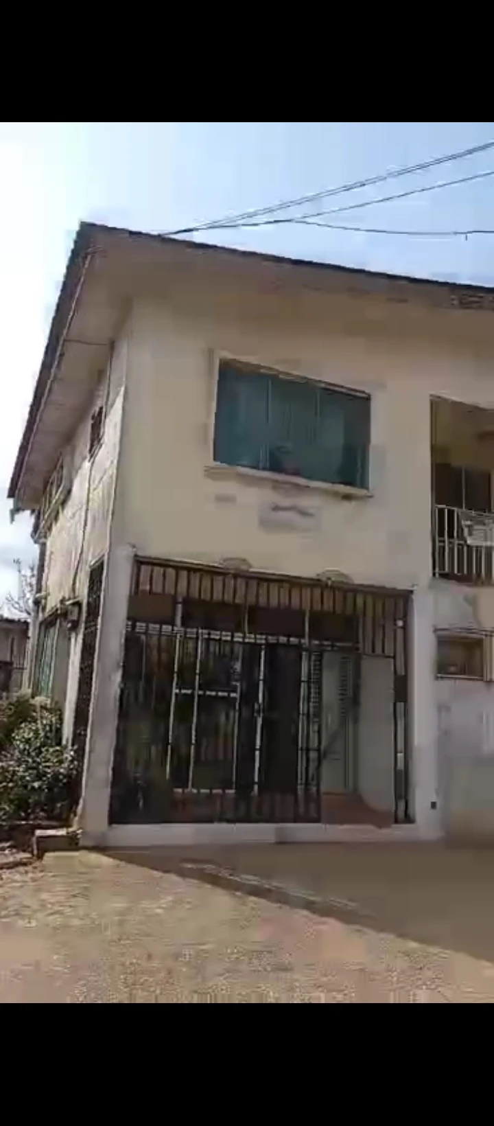 Duplex for Sale in Gra, Edo - Image 4