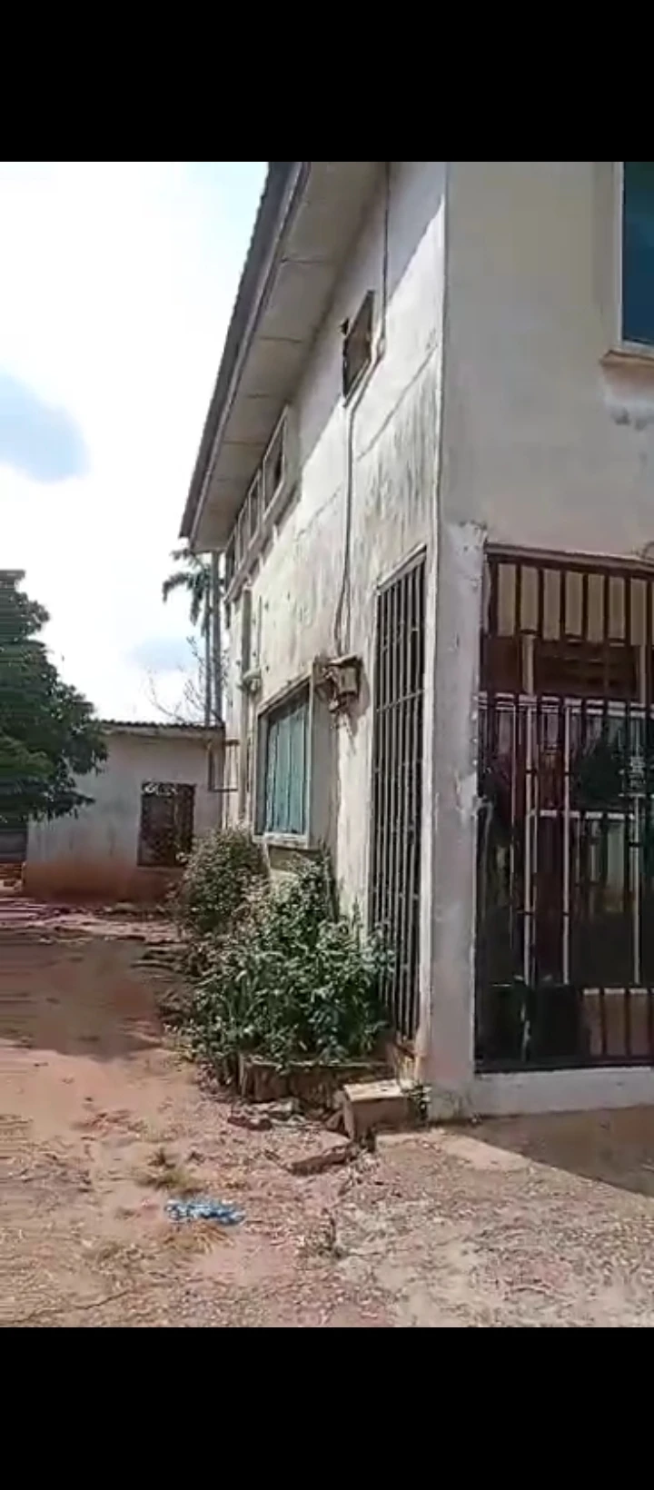 Duplex for Sale in Gra, Edo - Image 3
