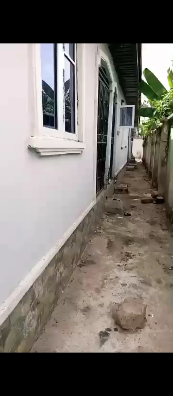 3 Bedroom Flat for Sale in Okhun ogbowo, Edo - Image 4