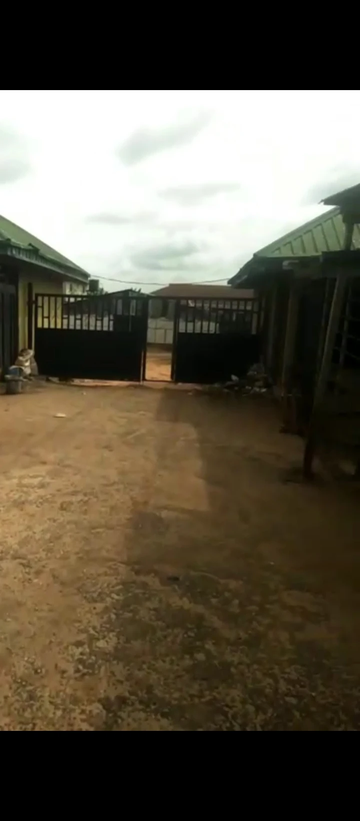 Land for Sale in Along saponkba road, Edo - Image 4