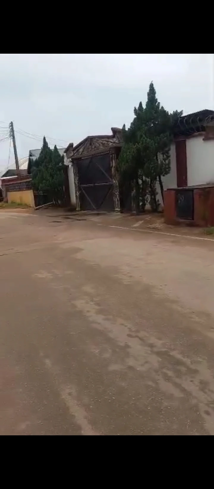 Land for Sale in Ekehuan road, Edo - Image 5