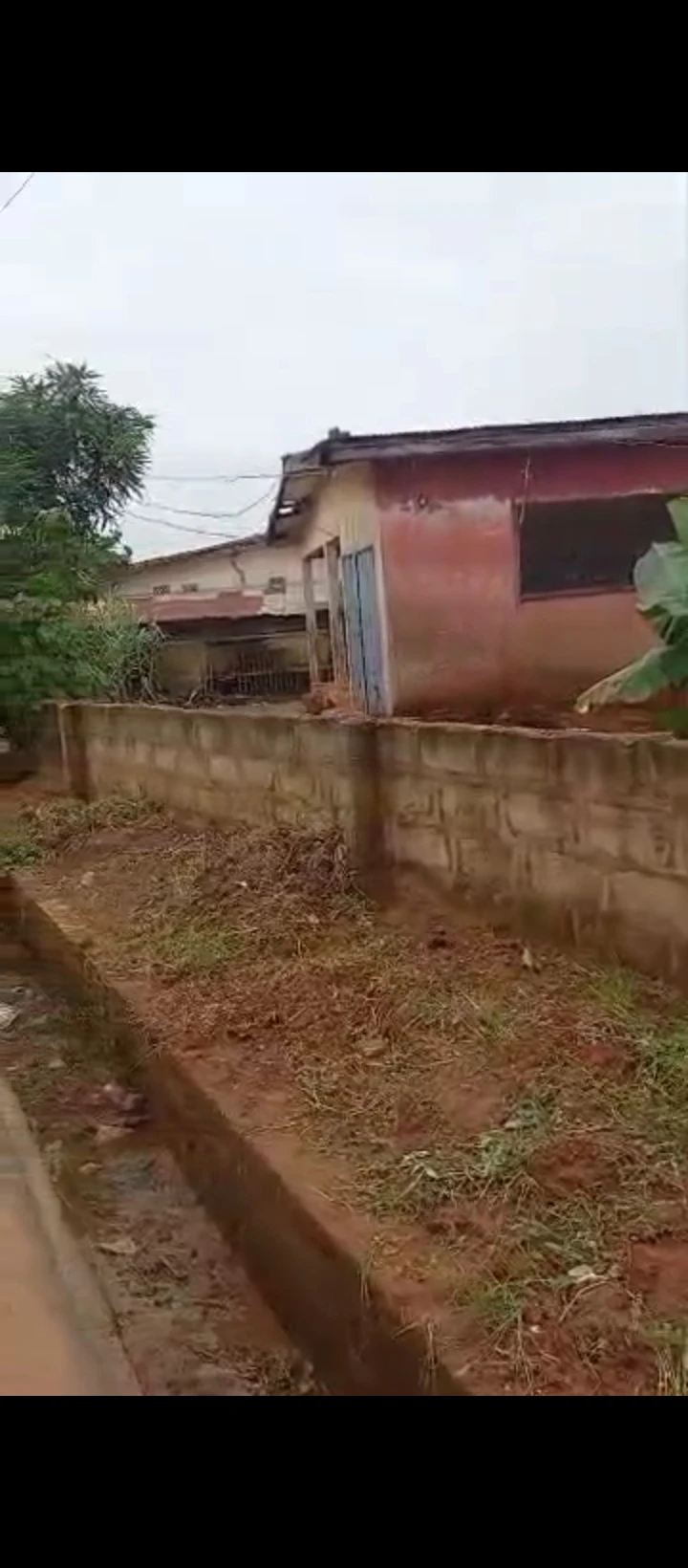 Land for Sale in Ekehuan road, Edo - Image 4