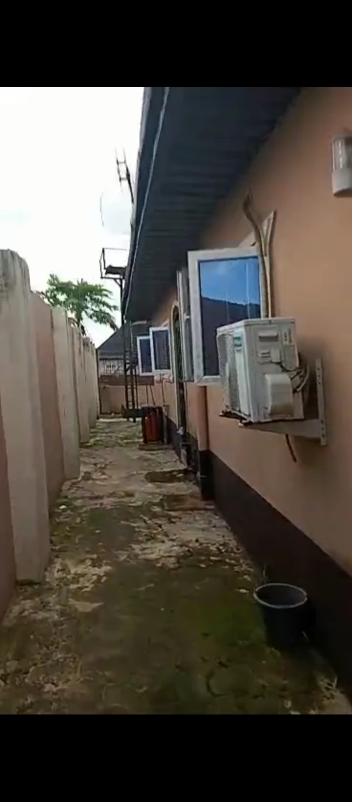 2 Bedroom Flat for Sale in Sapele road, Edo - Image 2
