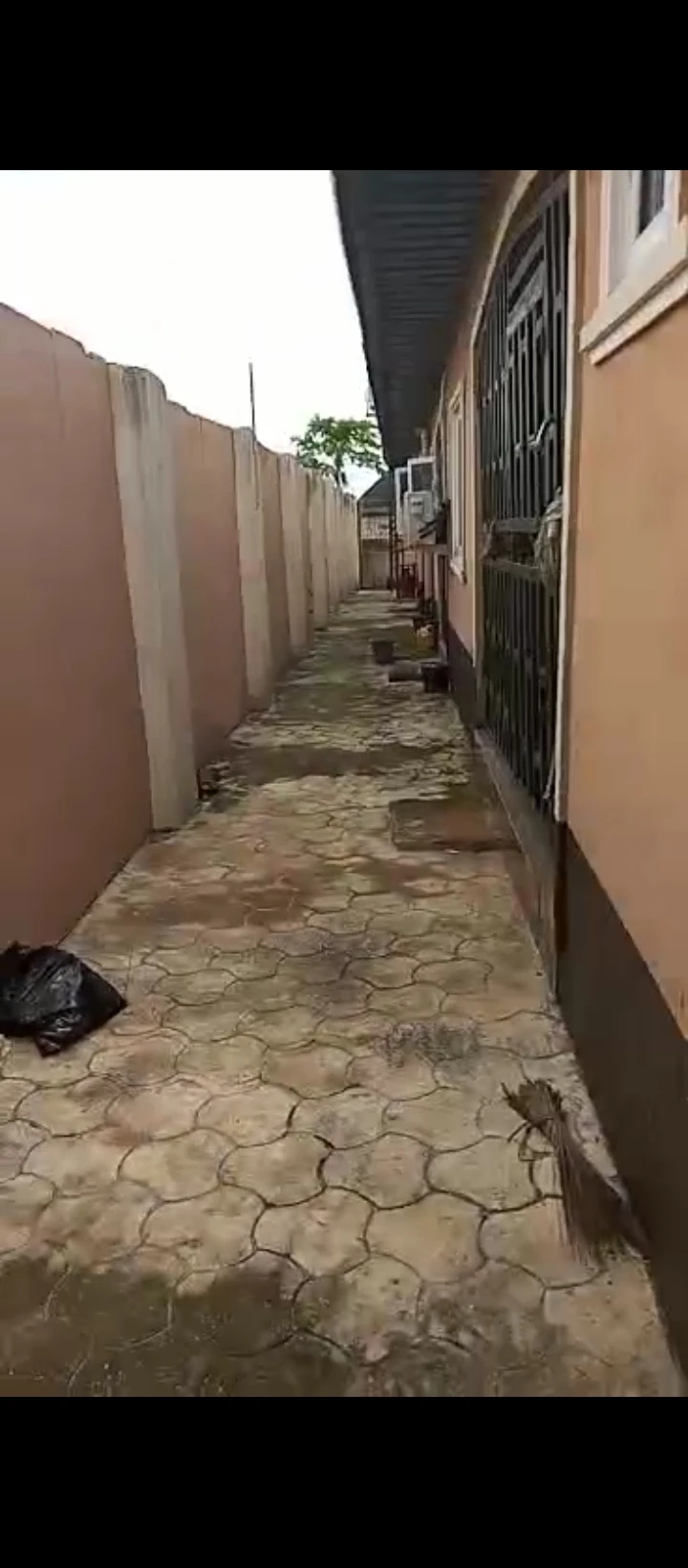 2 Bedroom Flat for Sale in Sapele road, Edo - Image 5