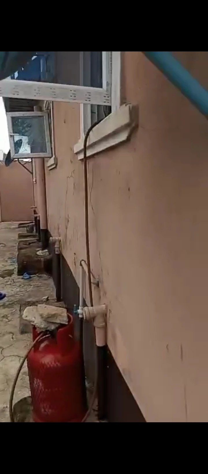2 Bedroom Flat for Sale in Sapele road, Edo - Image 4