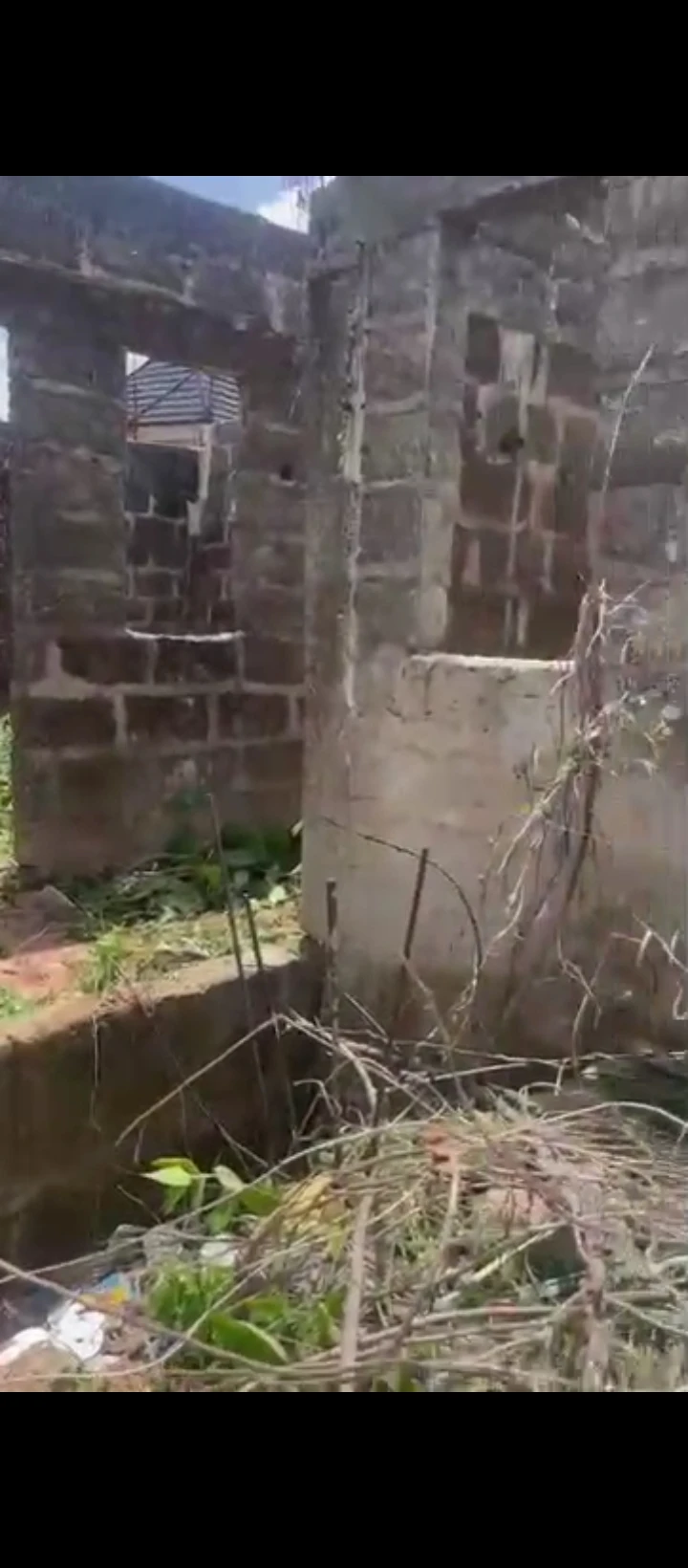 Uncompleted Building for Sale in Sapele road, Edo - Image 1