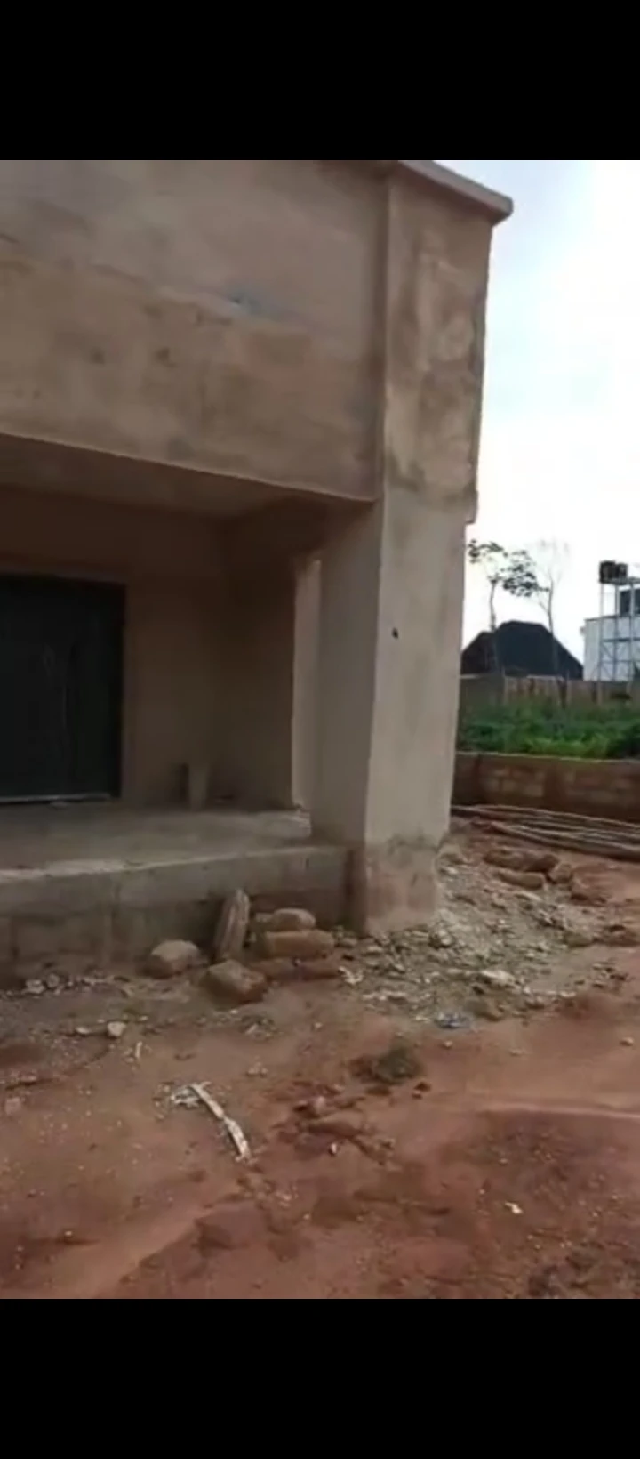 4 Bedroom Flat for Sale in Amagbe, Edo - Image 1