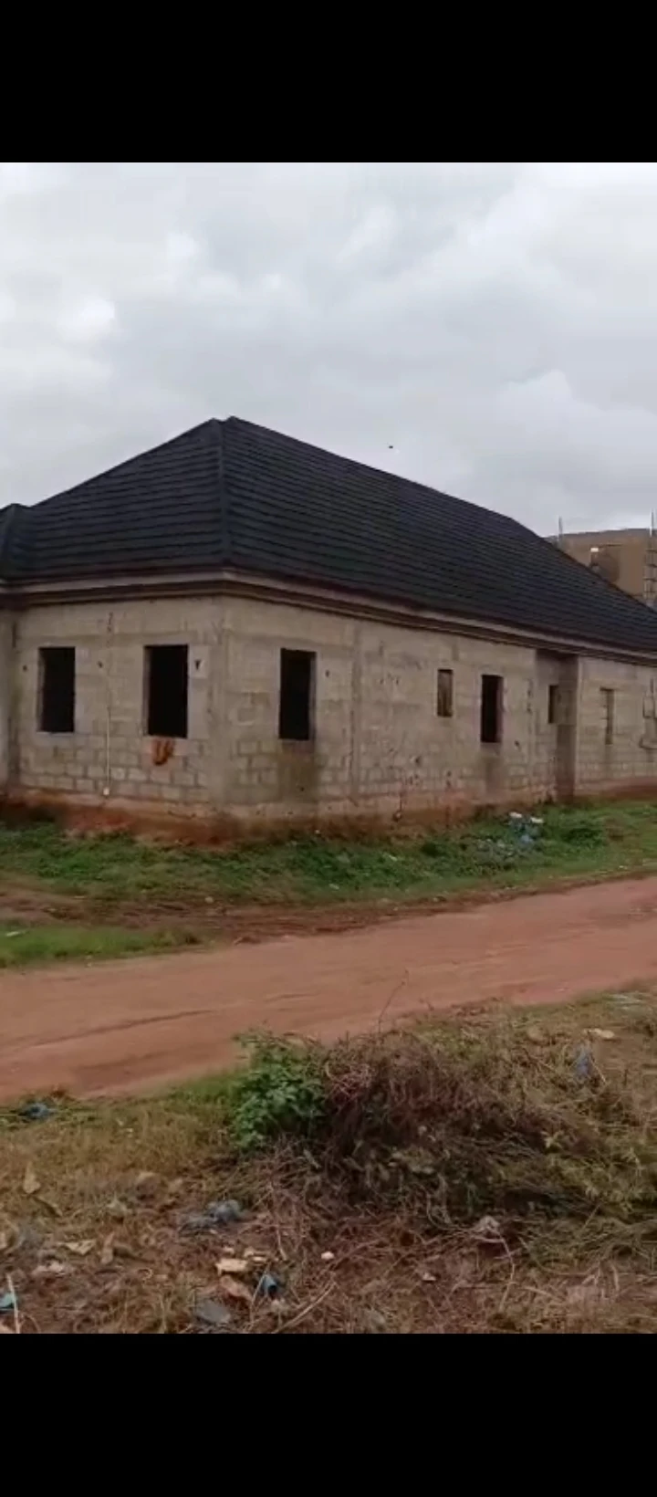 Uncompleted Building for Sale in Ugbor gra, Edo - Image 4