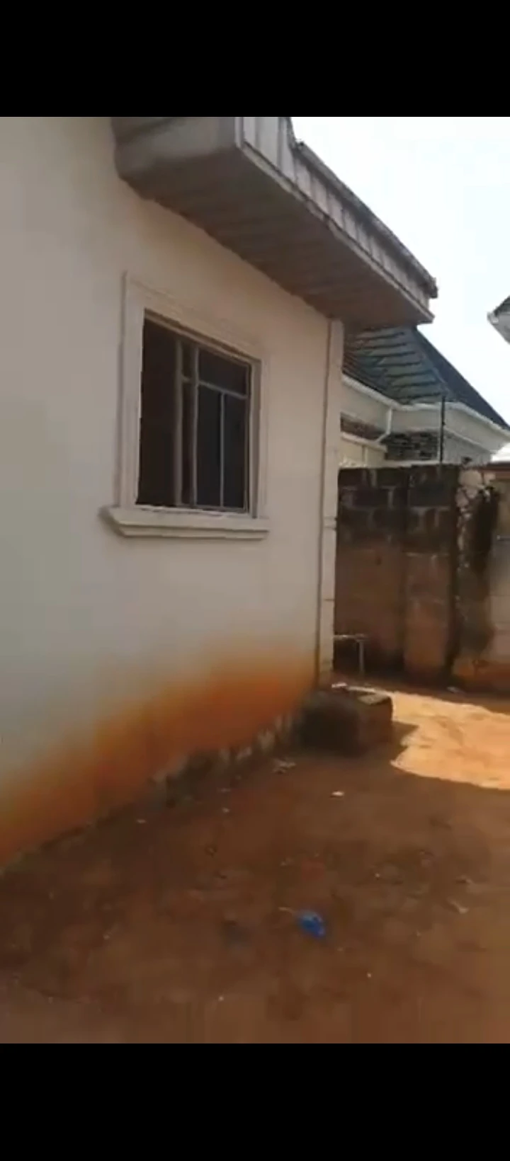 3 Bedroom Flat for Sale in Okagbare, Edo - Image 1