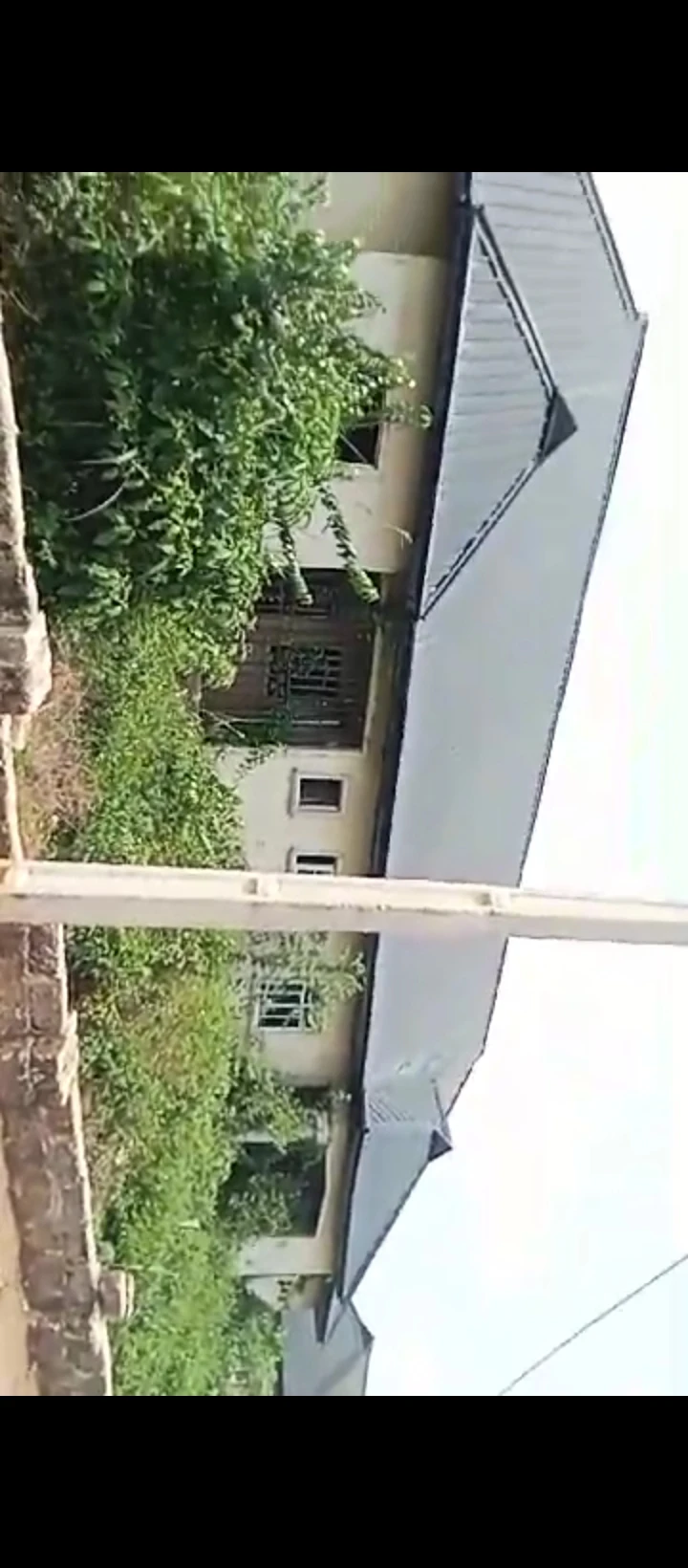 3 Bedroom Flat for Sale in Ekehuan road, Edo - Image 1